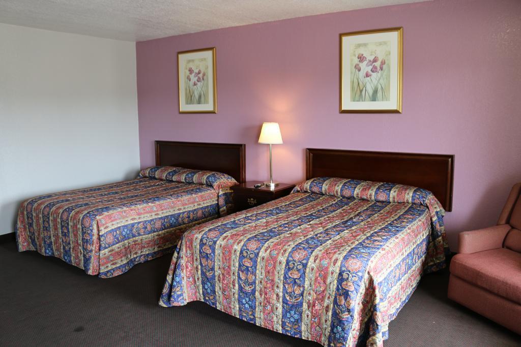 Budget Inn Jasper Room photo